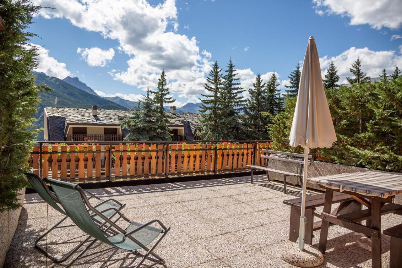 Appartamenti & Wellness Piero Gros Oulx Exterior foto